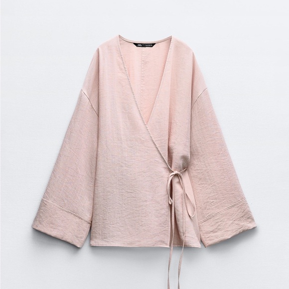 NWT. Zara Chalk Pink Viscose Blend Textured V-Neck Wrap Kimono. Size M-L. - Picture 7 of 13